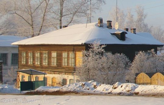 Котельничский полицейский спас человека на пожаре