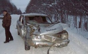 «Волга» въехала в «Урал»