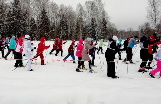 В Котельниче прошла "Лыжня России"