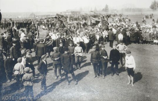 Котельнич: годы и люди