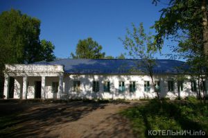 Белых пообещал построить в Котельниче роддом