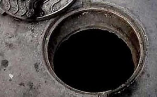 В водопроводном колодце погибли два человека