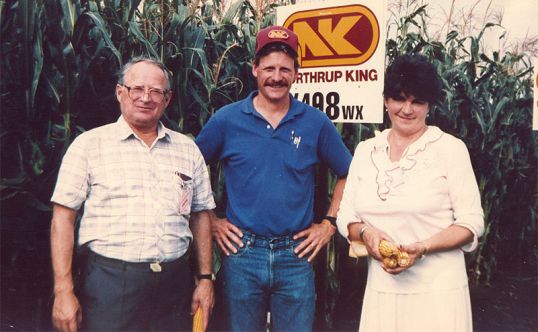 В области распределены гранты имени А.Д. Червякова