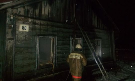 12 пожарных тушили дом на Герцена