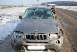 BMW в кювете