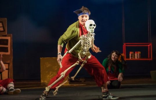 Гастроли драмтеатра