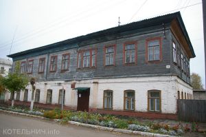 Закрывают второй корпус ЦДО