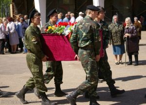 Разыскиваются родные погибшего бойца