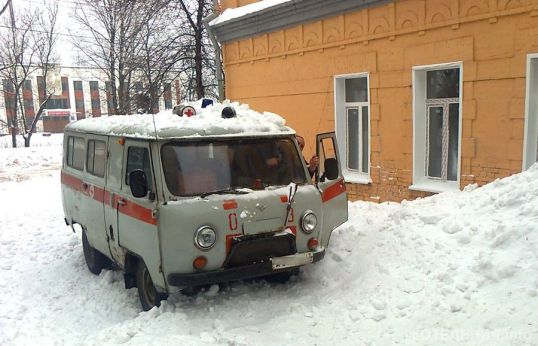  &quot;Скорую&quot; чуть не завалило