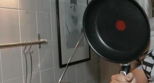 На Прудной жена до смерти забила супруга